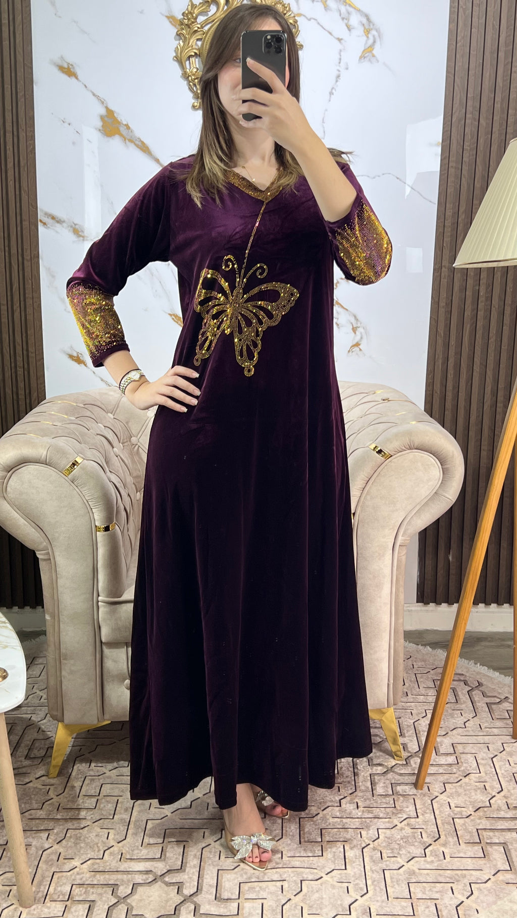 موديل الفراشة