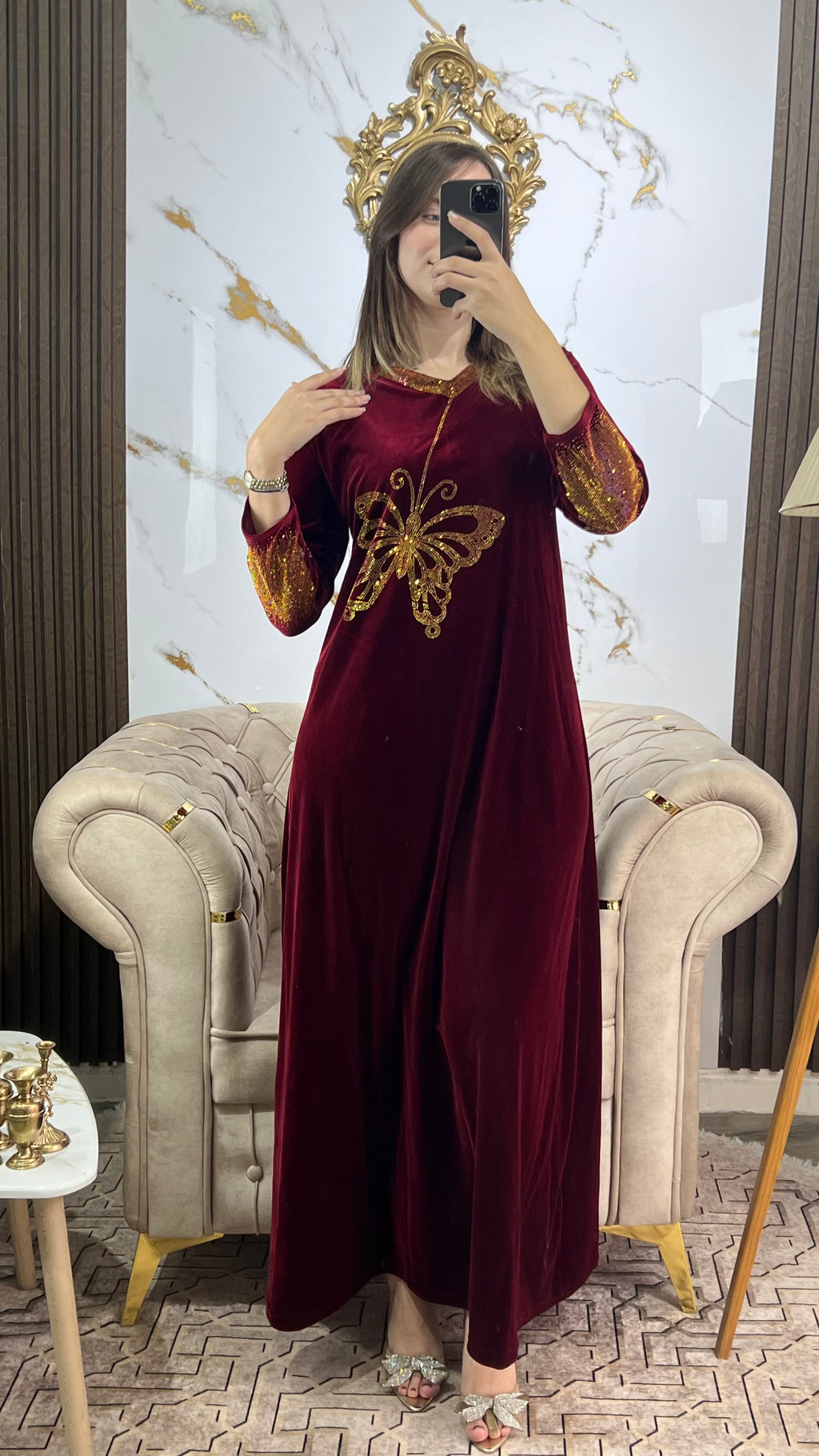 موديل الفراشة