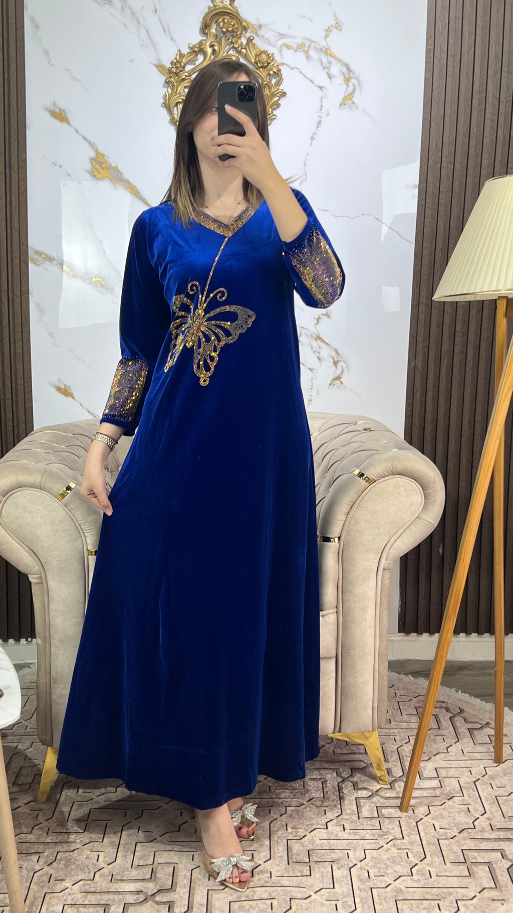 موديل الفراشة